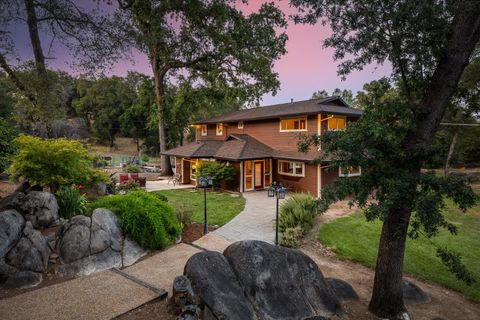 7705 Logan Lane Penryn CA 95663