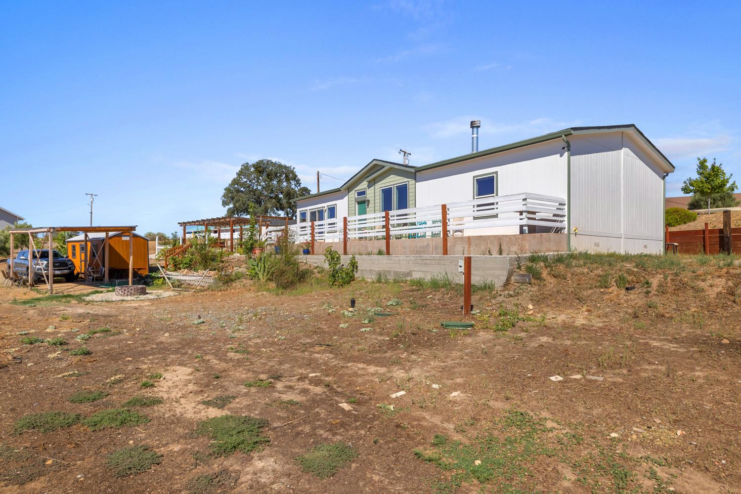 2734 Ross Drive