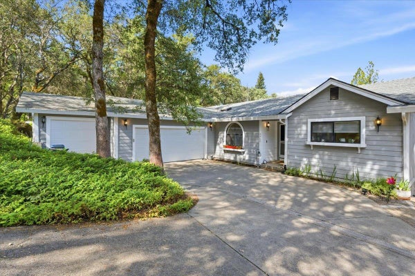 17708 CHAPARRAL DR, PENN VALLEY, CA 95946 - Image 2cce7f1cbe36d6beccaedd838f5d8c4e/315832393