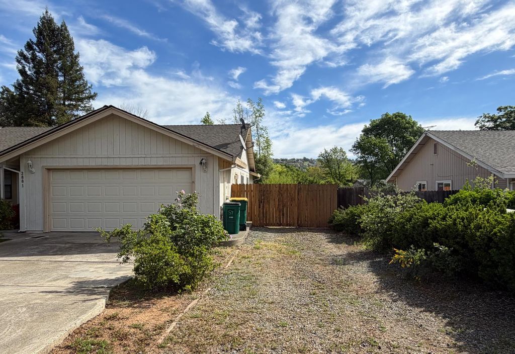 Photo of 2881 Canterbury Circle, El Dorado Hills, CA 95762 (MLS # 226034902)