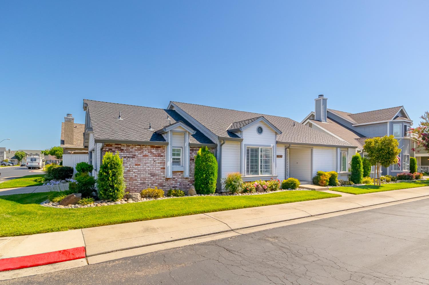 2809 Sand Stone Street