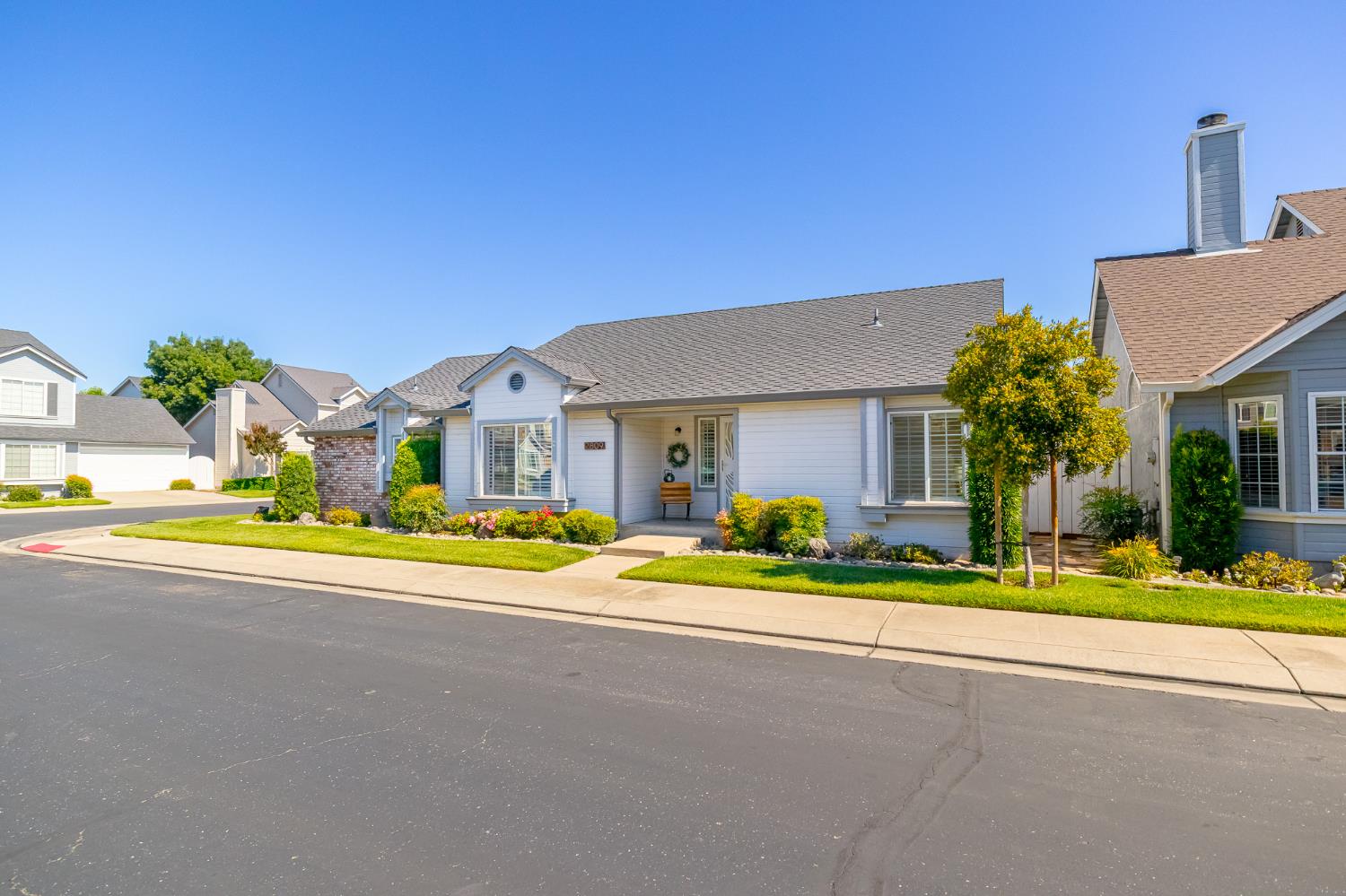 2809 Sand Stone Street