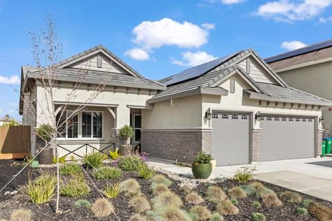 2909 Tulip Way, Lodi, CA 95242 - MLS#: 225025053