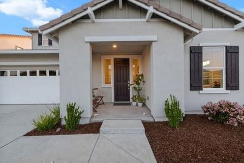 MLS: 225042439