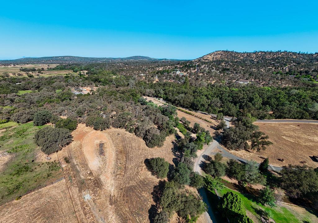 6800 Potts Trail