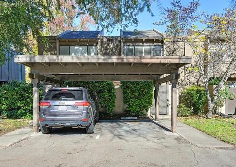 882 E Woodside Lane 3 Sacramento CA 95825