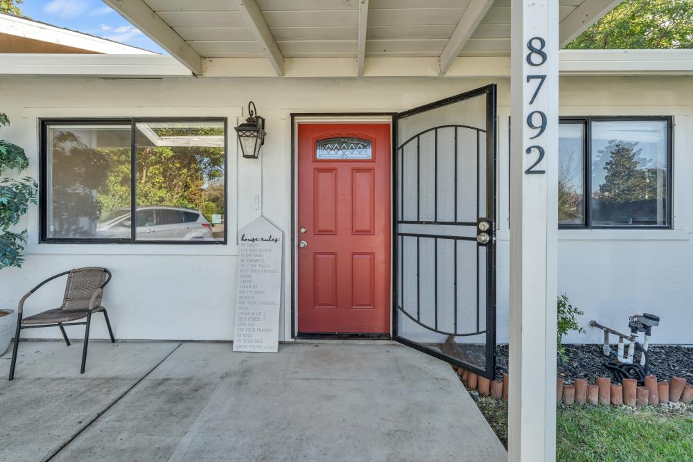 8792 Los Banos Way