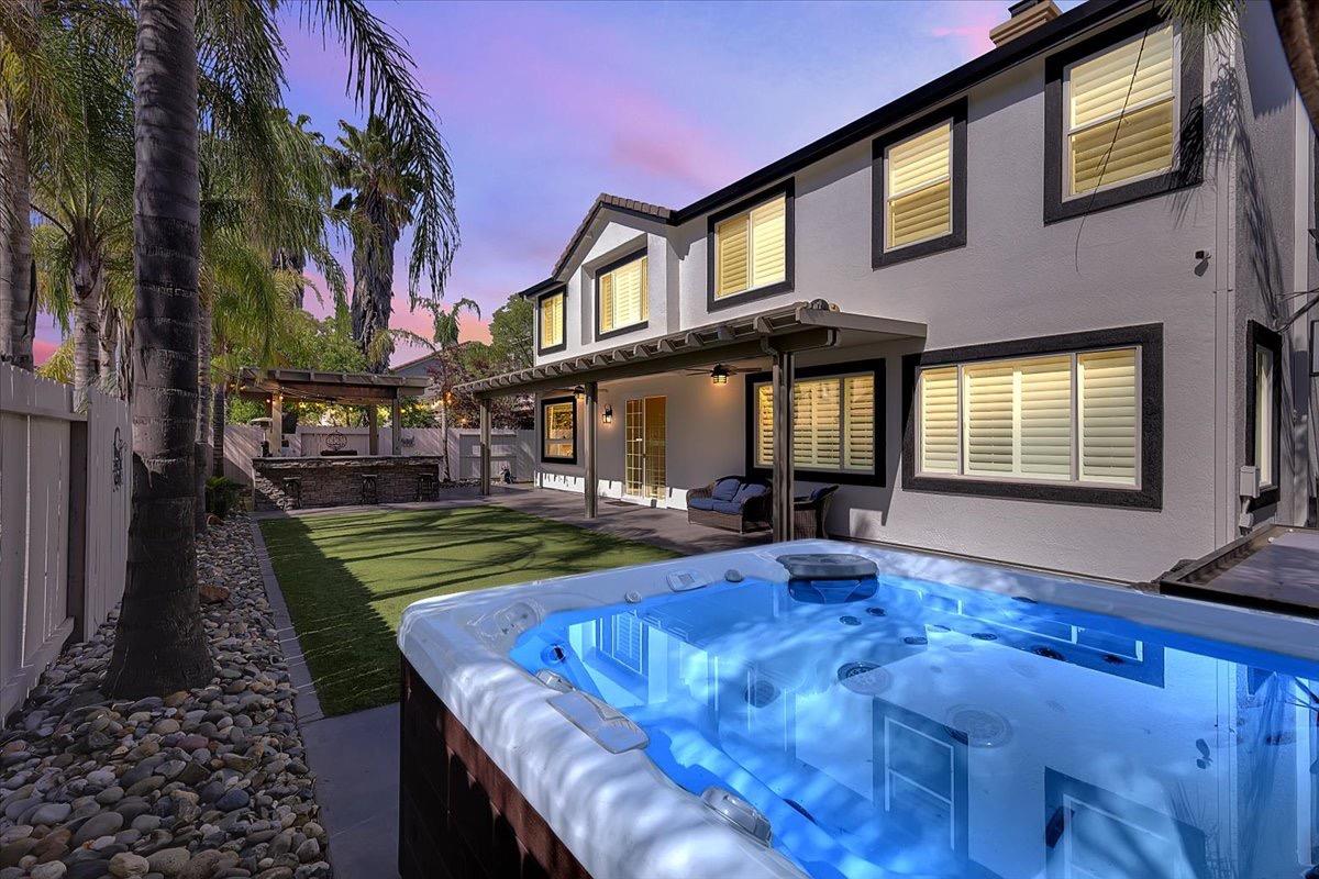 2119 Blackheath Lane
