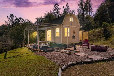 MLS: 225029410
