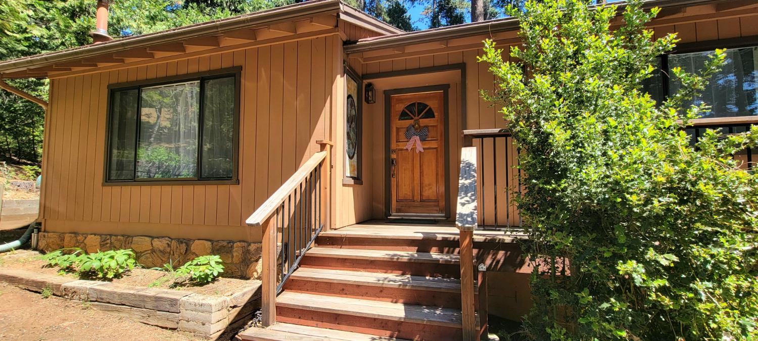 19551 Middle Camp Sugar Pine Road