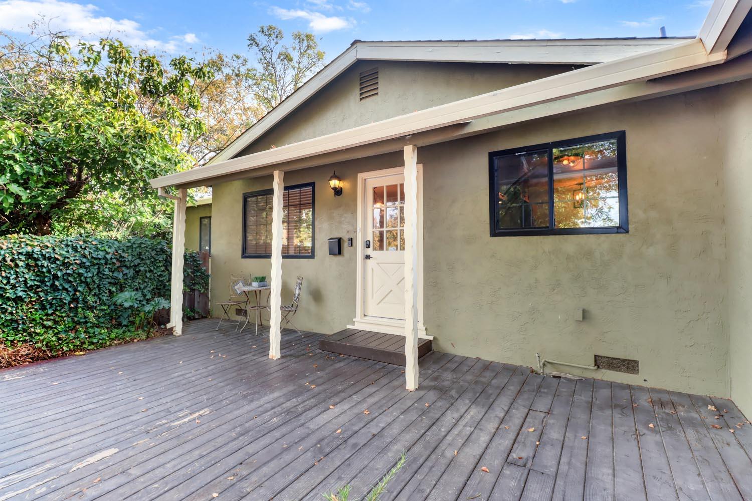 1224 Spruce Lane