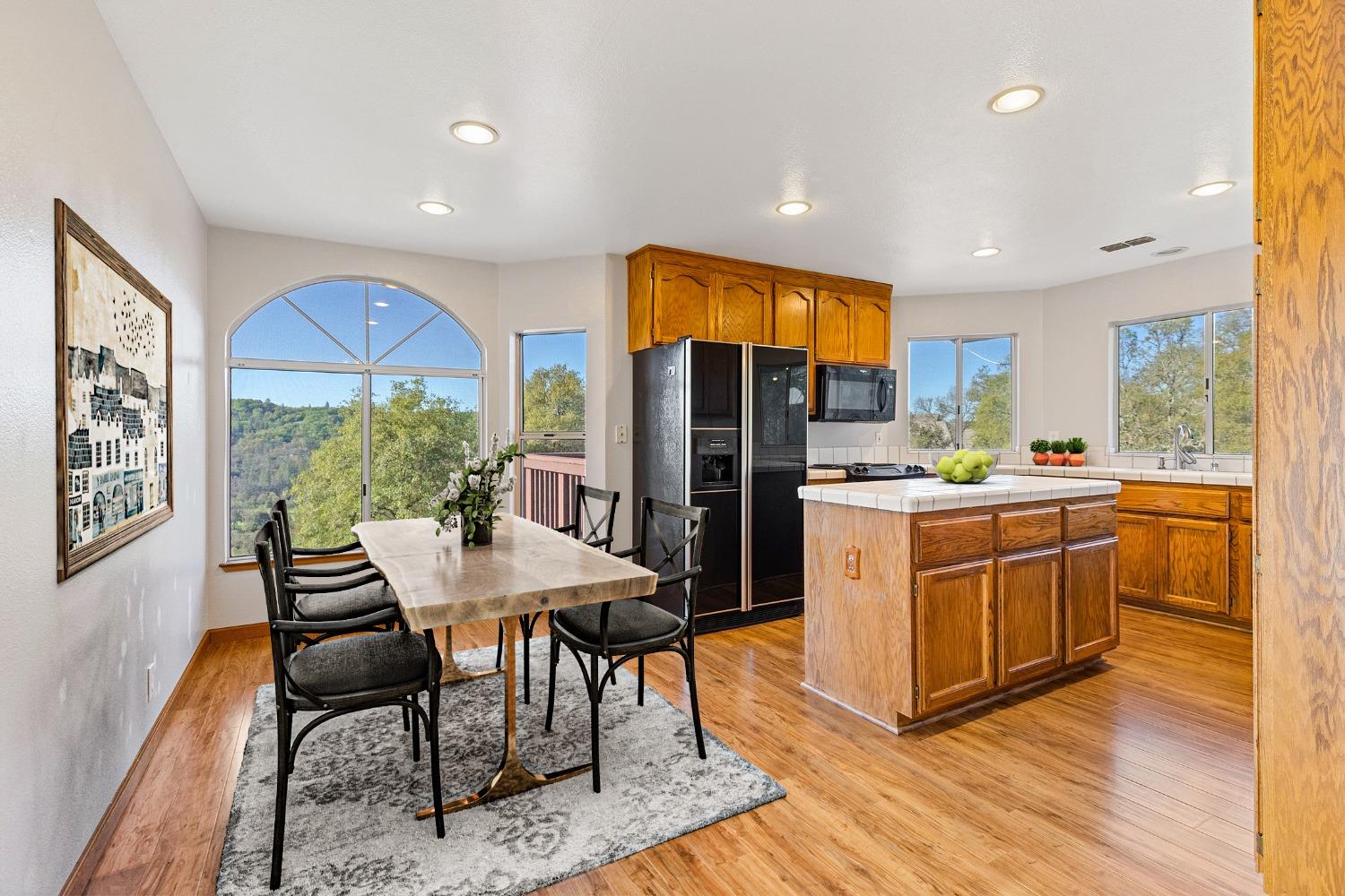 1341 Golf Way