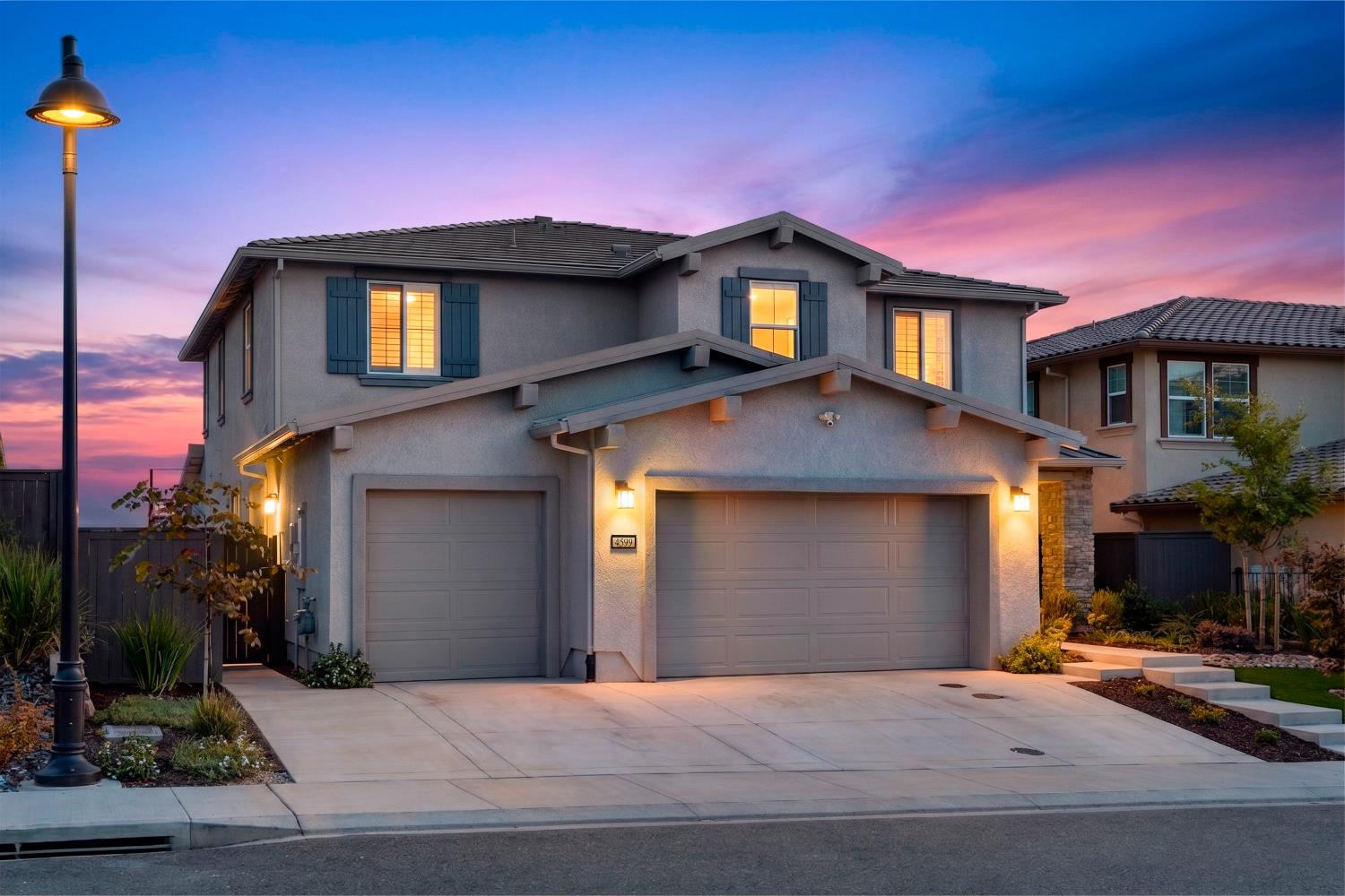 4599 Scenic Vista Drive