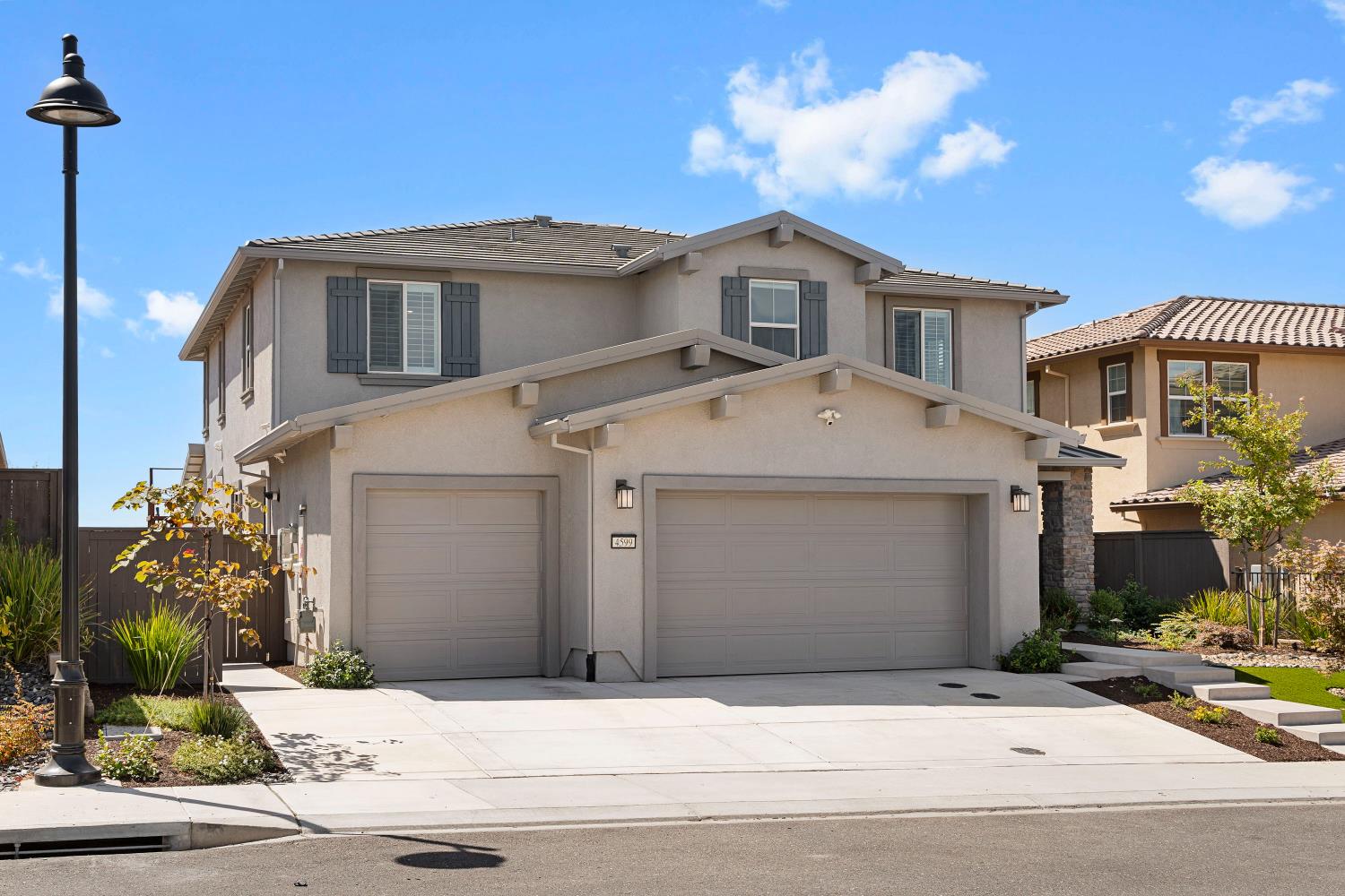 4599 Scenic Vista Drive