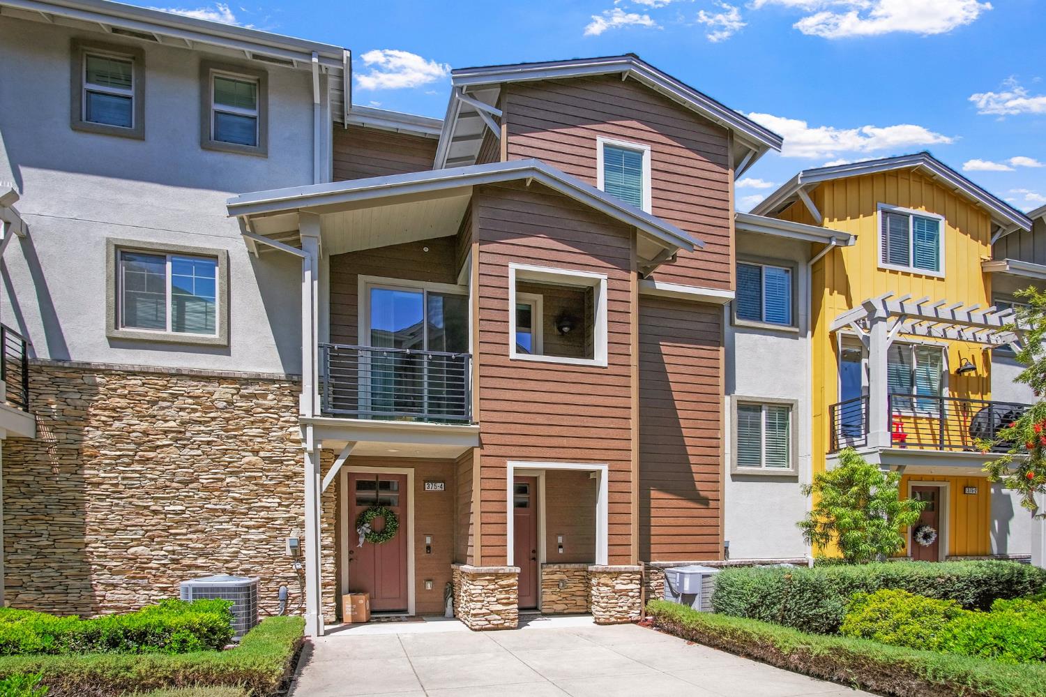 375 Basswood 3