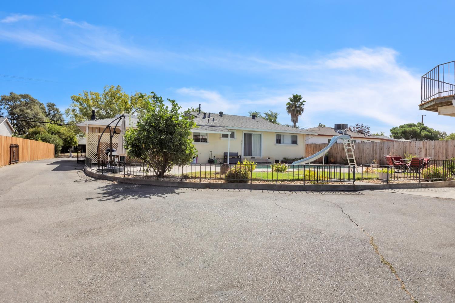 5435 Dry Creek Road