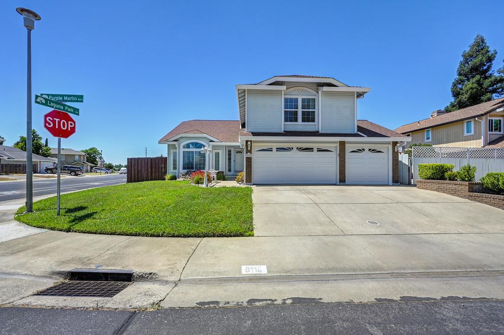 8996 Purple Martin Way