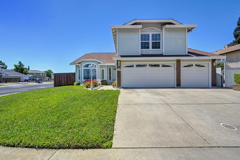 8996 Purple Martin Way