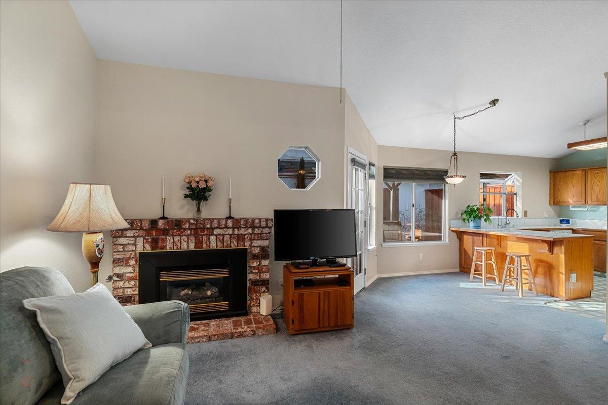 Modesto, California 95355, United States, 3 Bedrooms Bedrooms, ,2 BathroomsBathrooms,Residential,Pending,88337