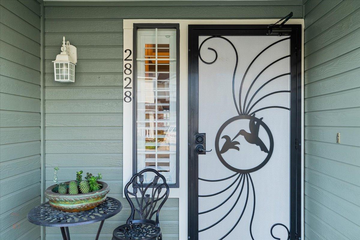 Modesto, California 95355, United States, 3 Bedrooms Bedrooms, ,2 BathroomsBathrooms,Residential,Pending,88337