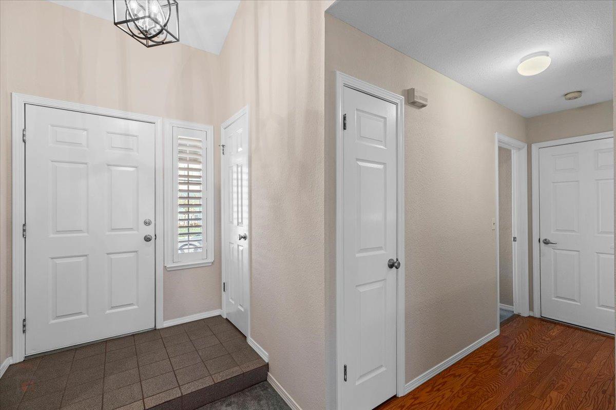 Modesto, California 95355, United States, 3 Bedrooms Bedrooms, ,2 BathroomsBathrooms,Residential,Pending,88337