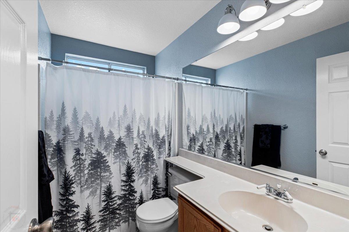 Modesto, California 95355, United States, 3 Bedrooms Bedrooms, ,2 BathroomsBathrooms,Residential,Pending,88337