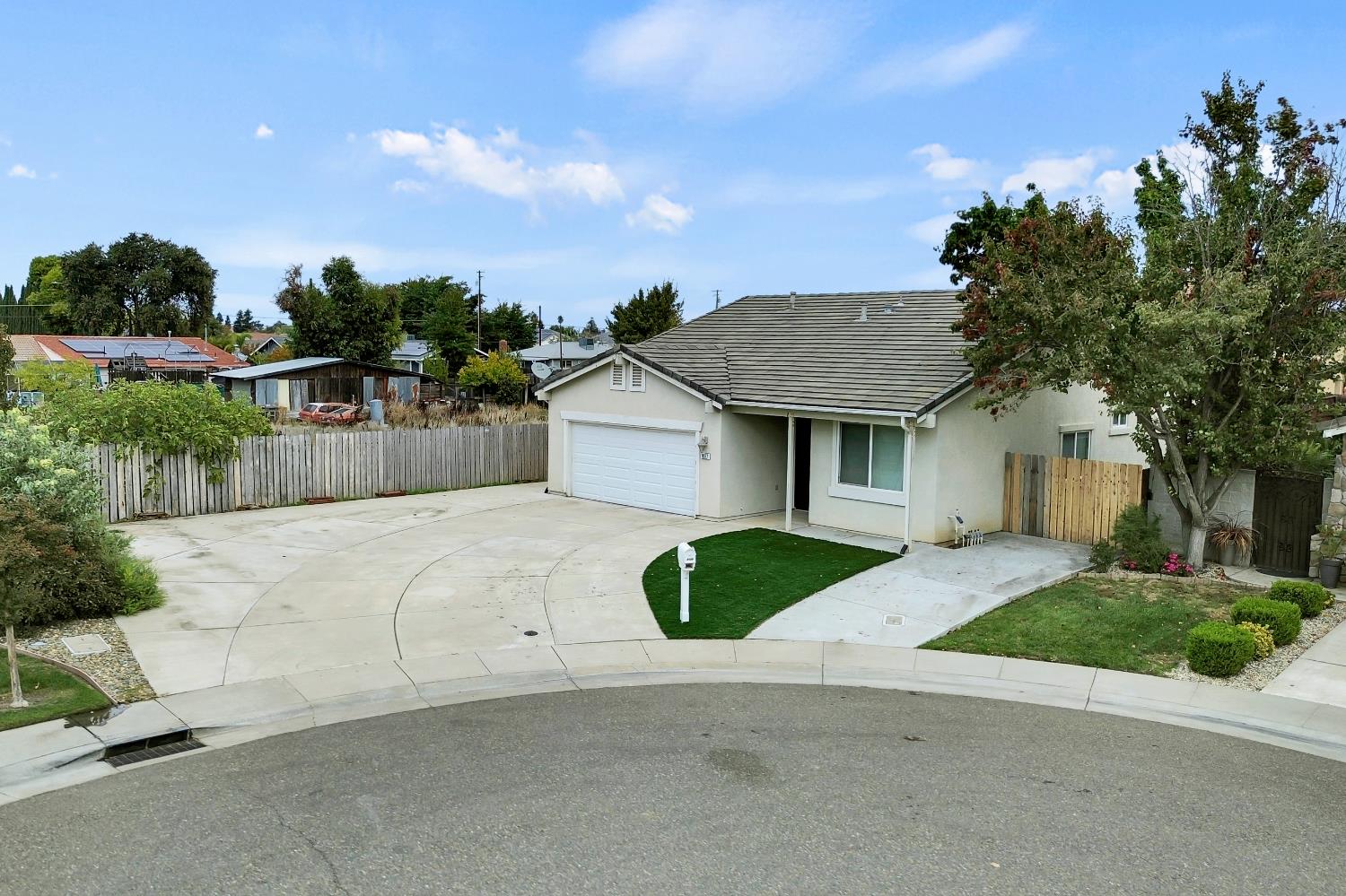 8077 Goran Ct