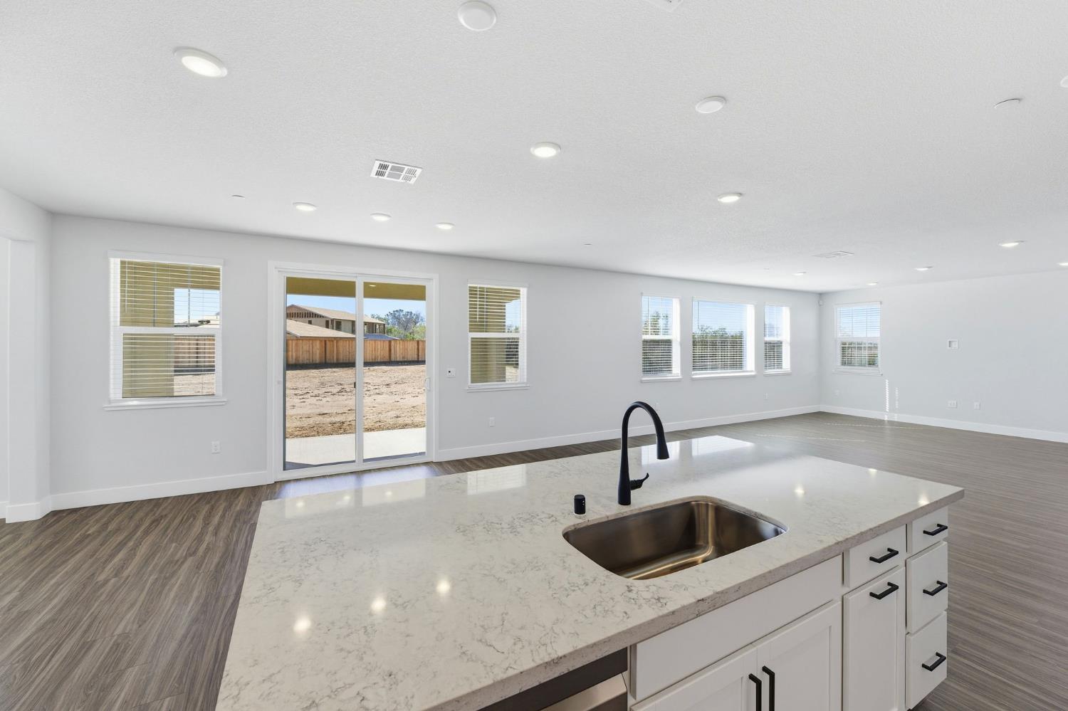 321 Outlooker Court