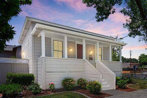 449 J Street Davis CA 95616