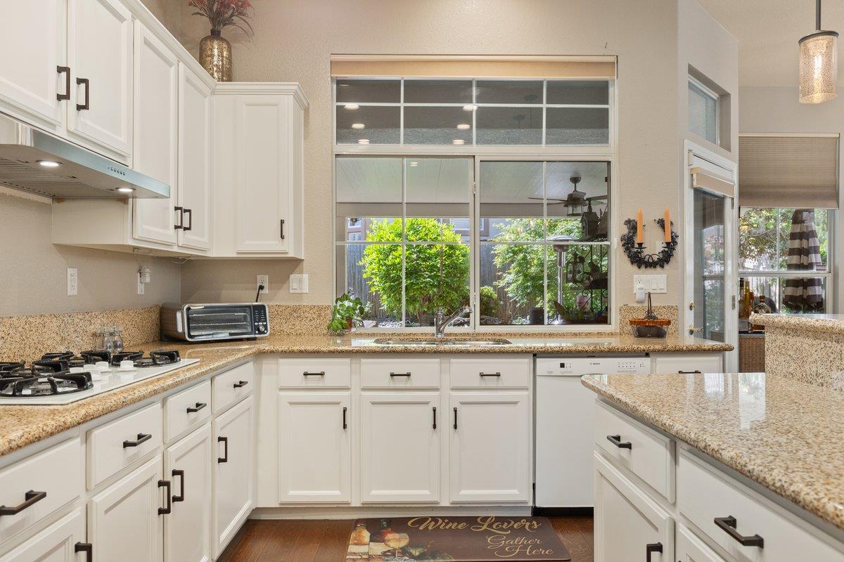 4403 Wanderlust Loop