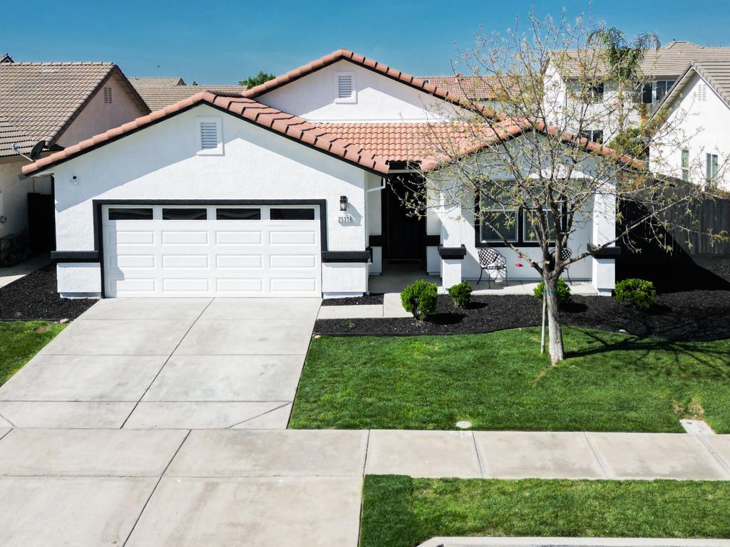 Photo of 2531 Granite Drive, Atwater, CA 95301 (MLS # 226028923)