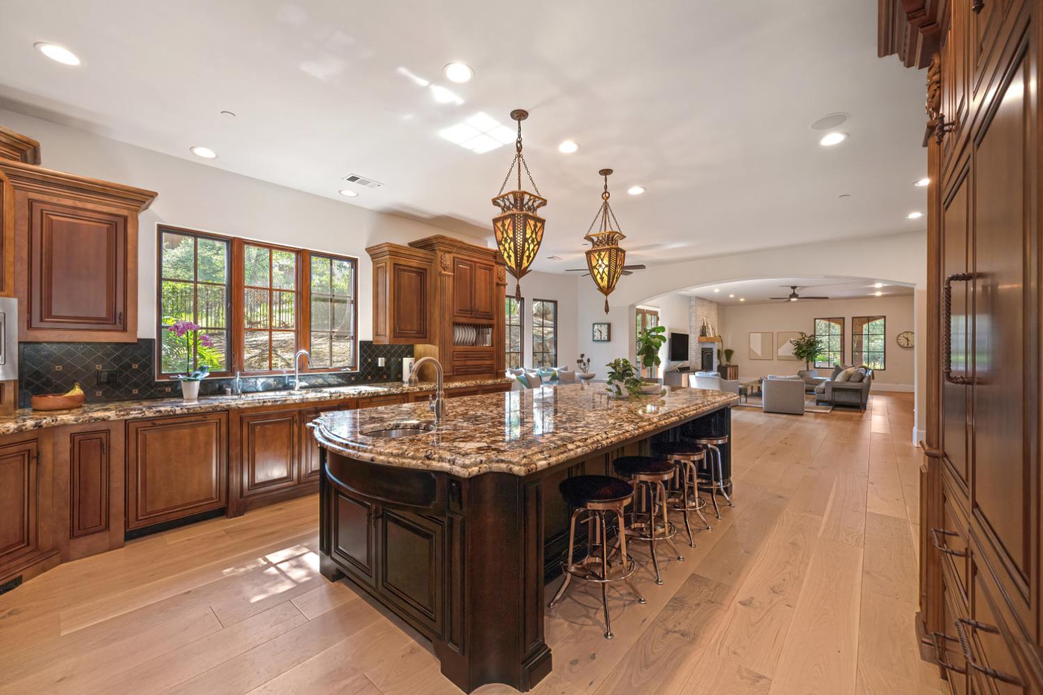 2020 Shady Trail Lane