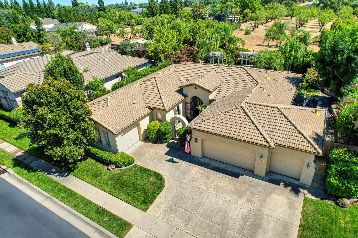 9341 Courtney Way