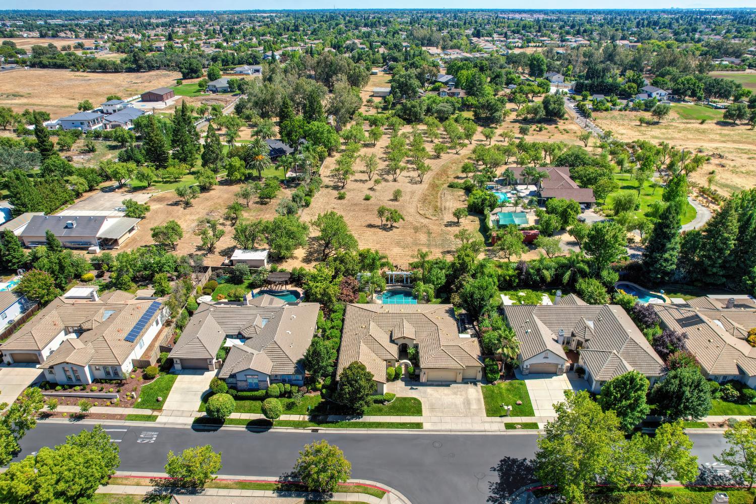 9341 Courtney Way