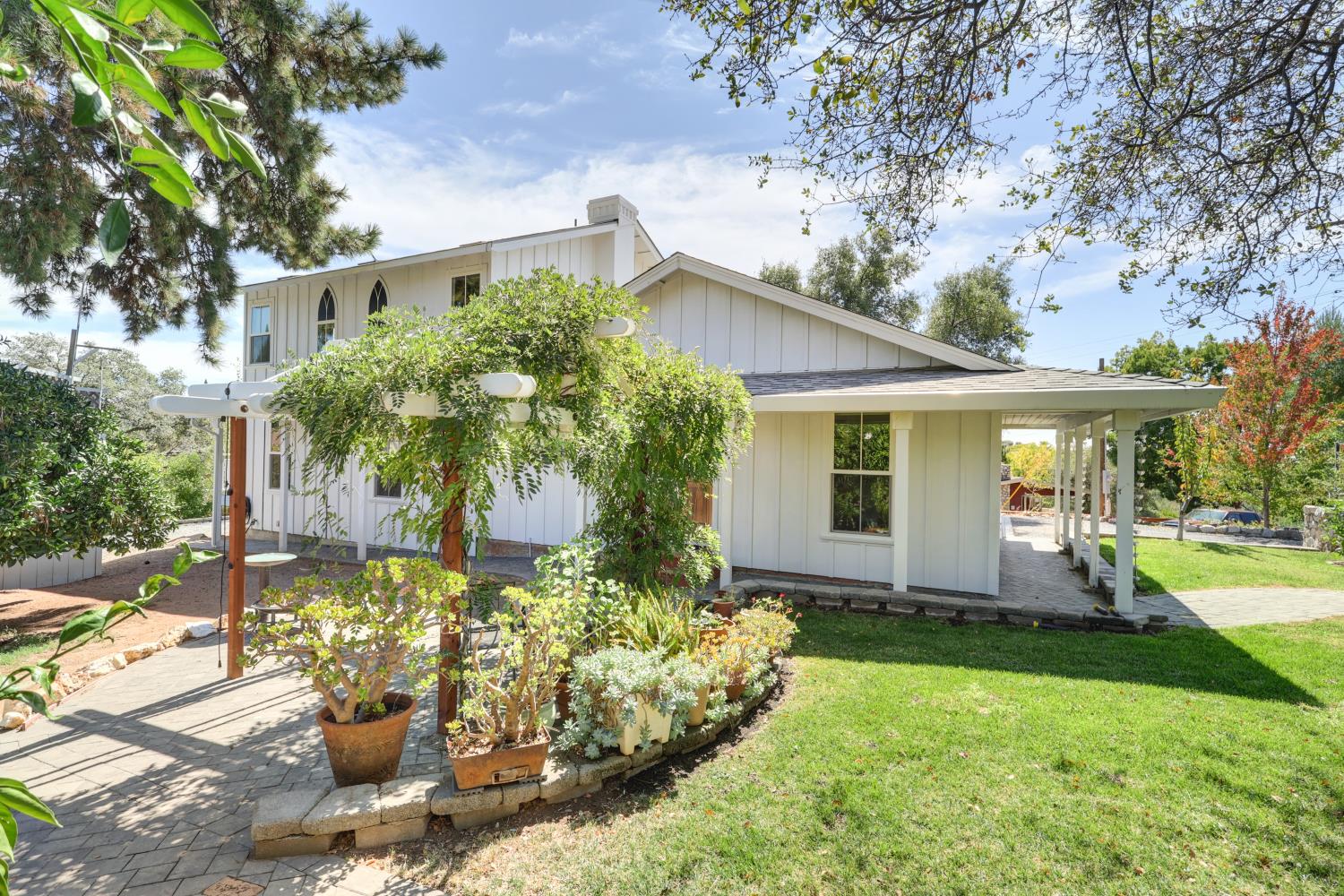 601 Peach Lane