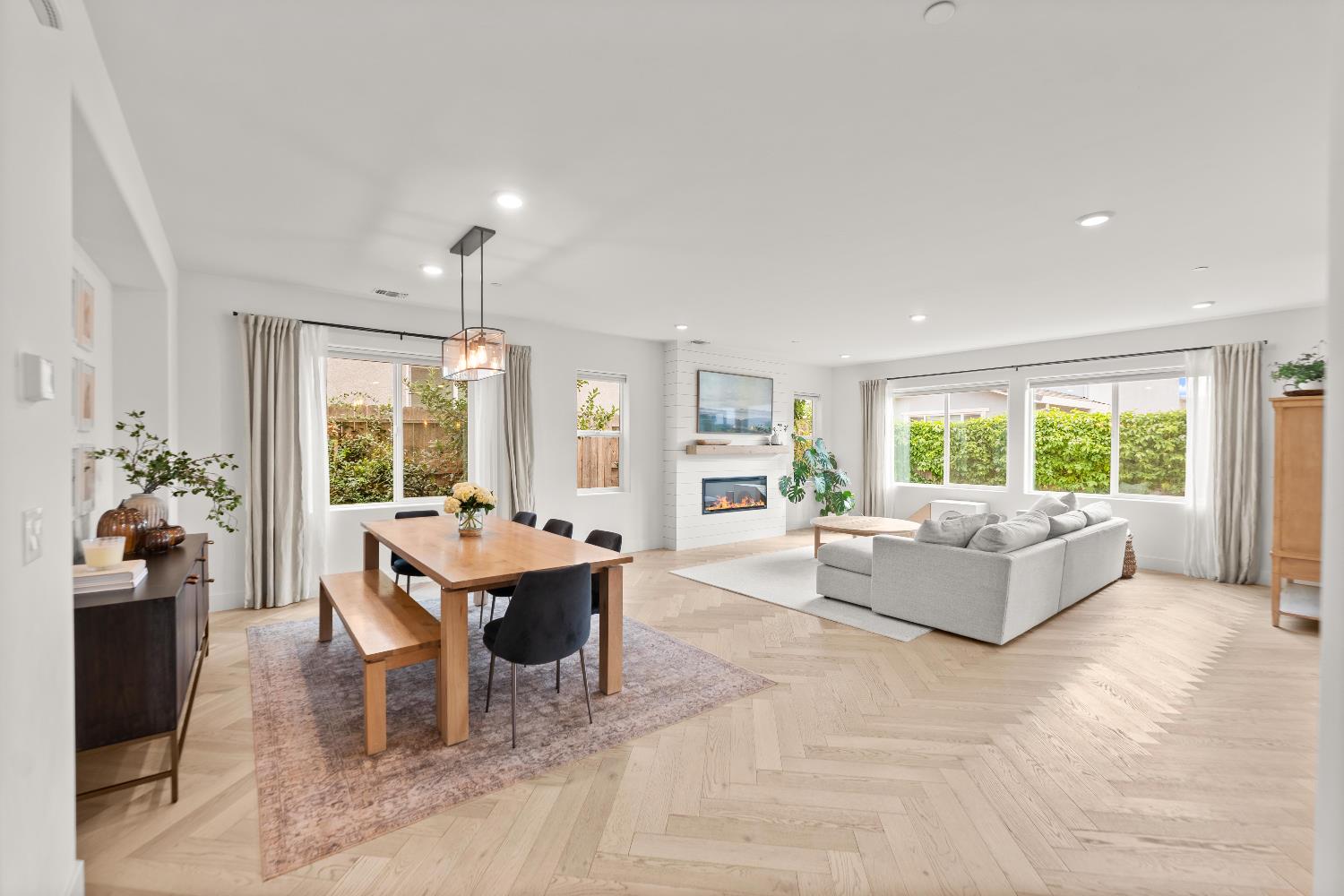 661 Chiselville Lane