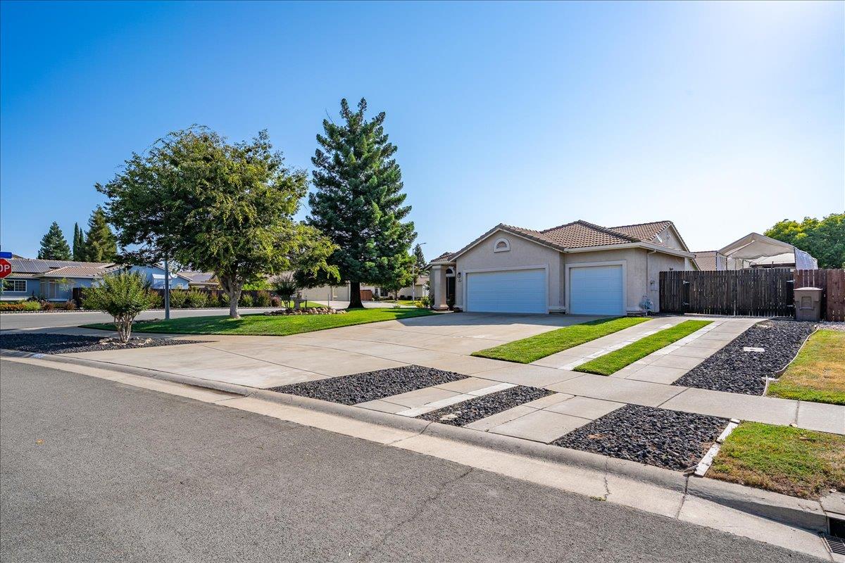 139 Douglas Drive
