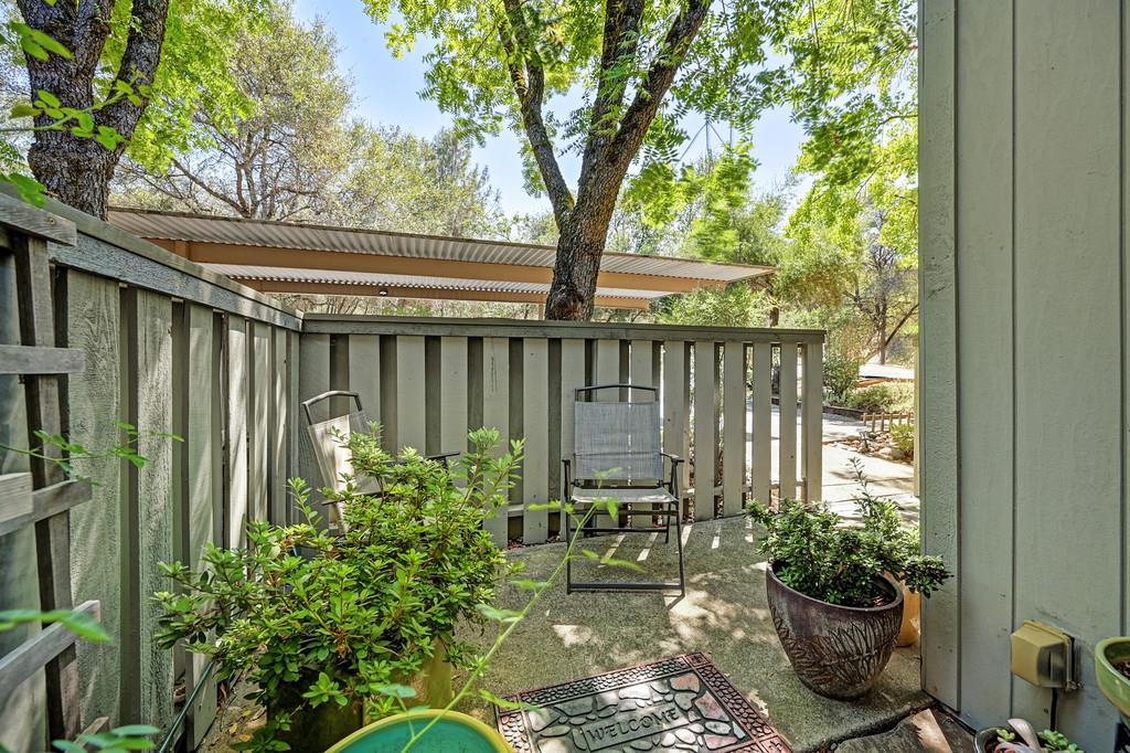 13005 Lincoln Way B