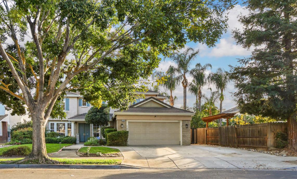 404 Ridgeview Drive