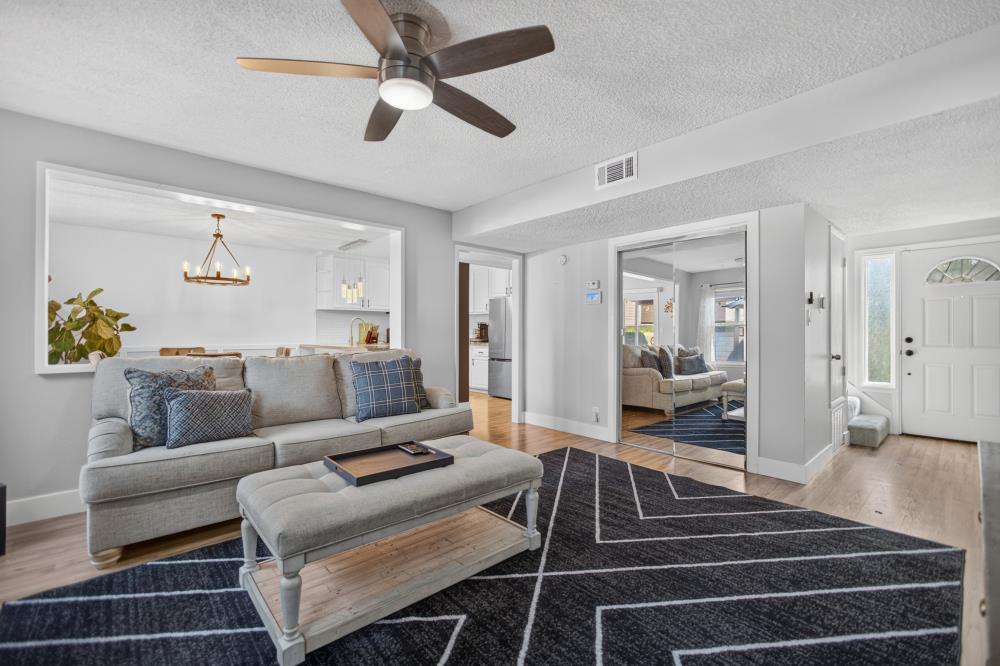 2212 Sundale Drive