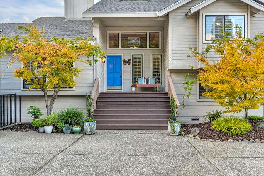 4207 Thistledown Drive