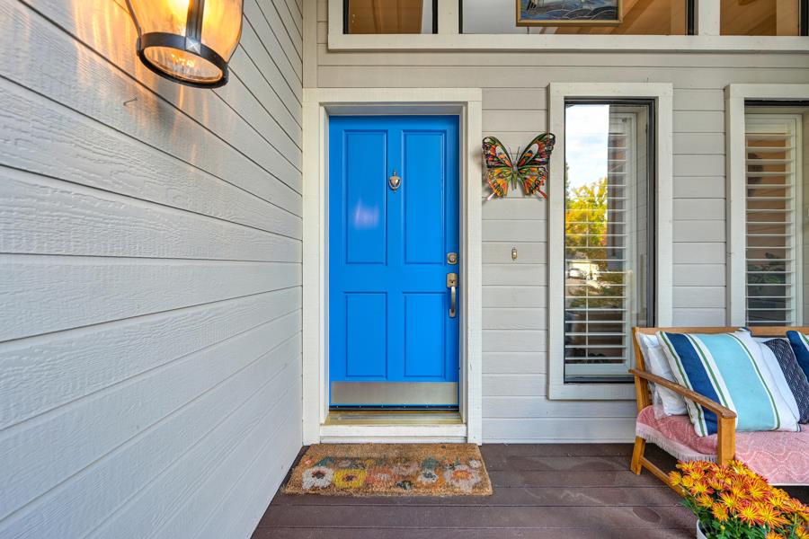 4207 Thistledown Drive