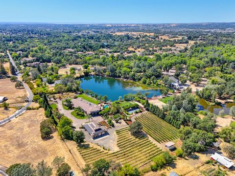 5905 Barton Road Loomis CA 95650