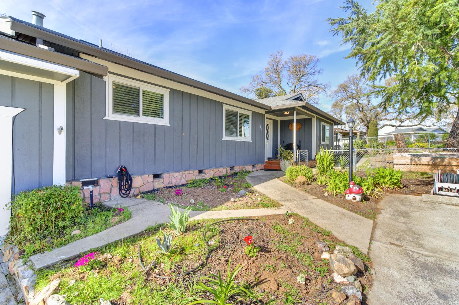 3326 Hartvickson Lane