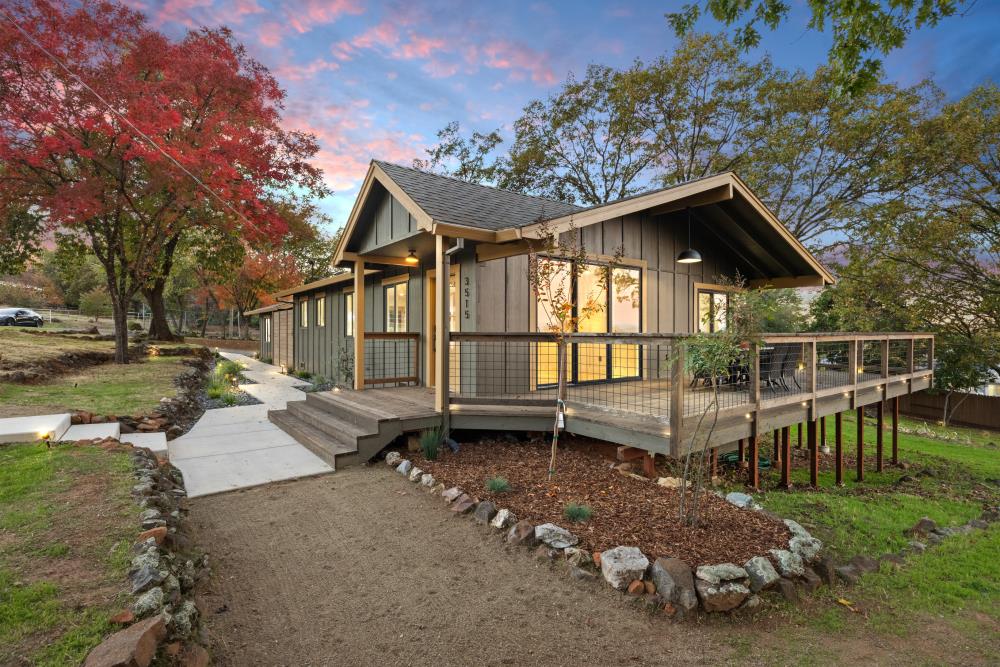 3515 Linda Vista Drive