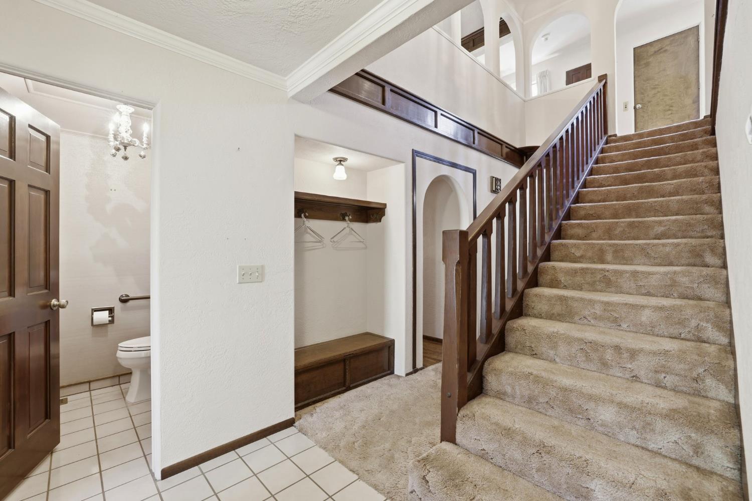 808 Orange Grove Way