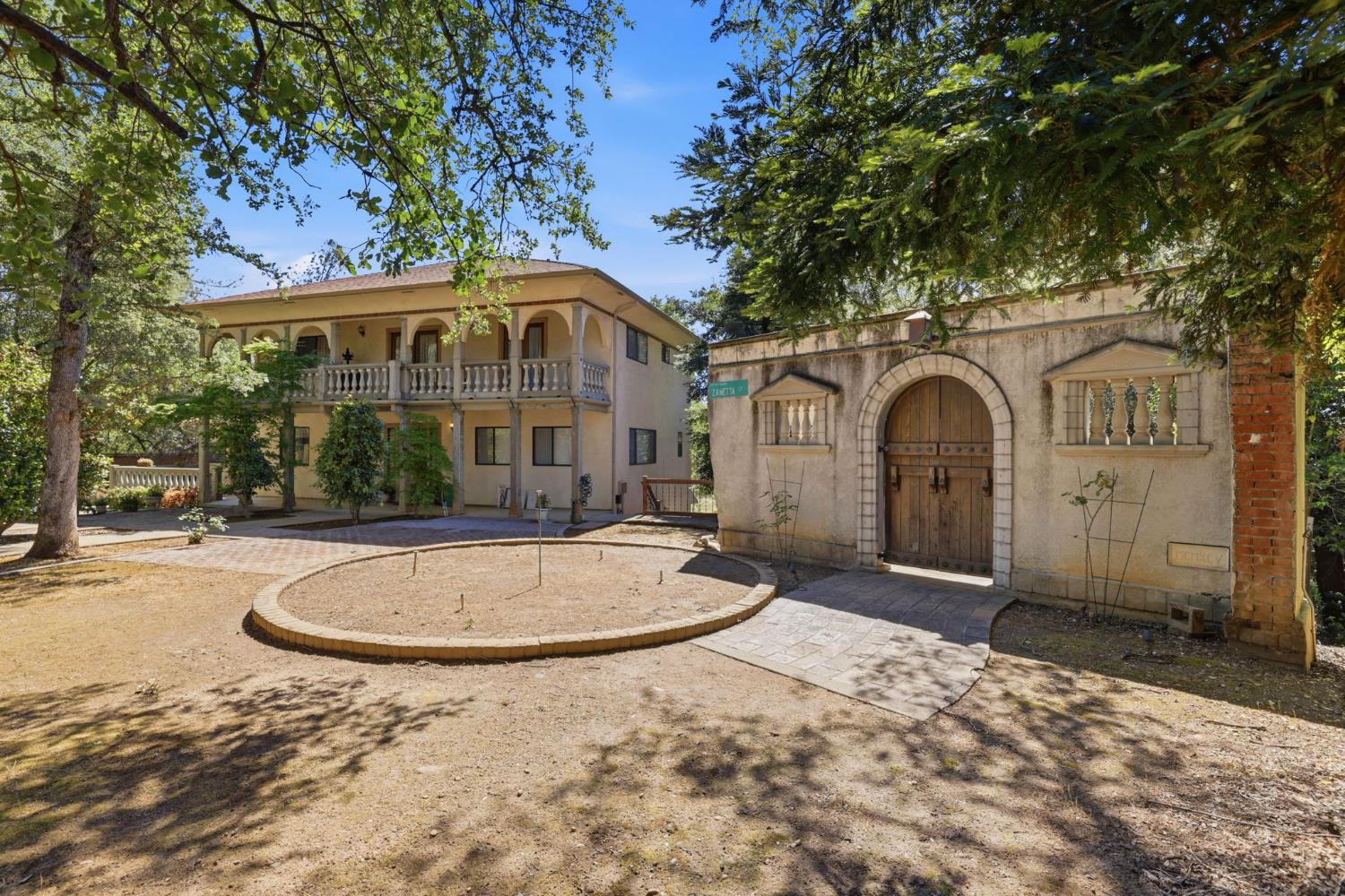 808 Orange Grove Way