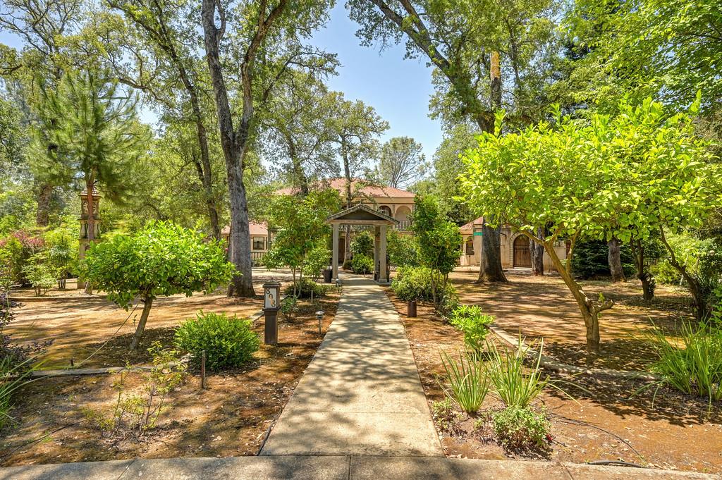 808 Orange Grove Way