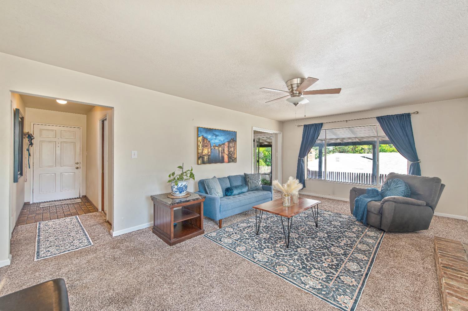 5832 Northgrove Way