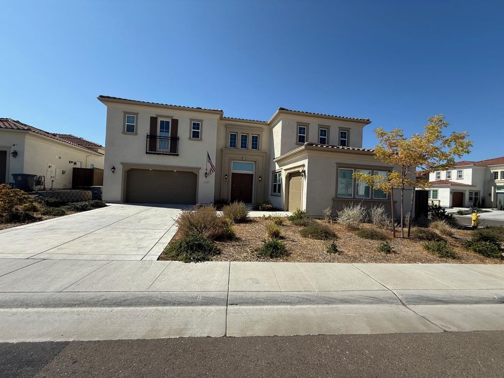 Photo of 4400 Rocky Top Court, Rocklin, CA 95677 (MLS # 225120076)